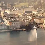 View Apartment, Blick Auf Den Traunsee Und Auf Schloss Orth - Ideal Fuer Paare Und Geniesser *