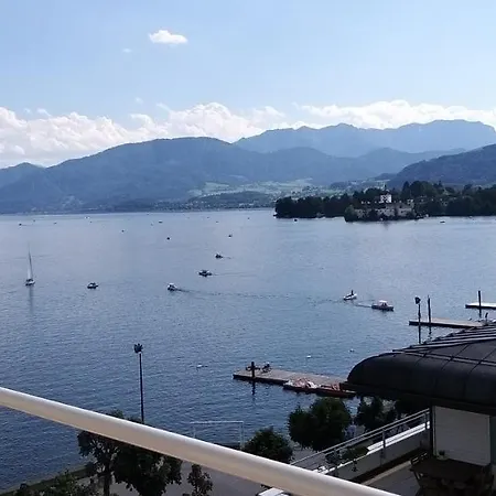 Fantastic And Mountain View, First Row Lakeside