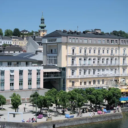 View Apartment, Blick Auf Den Traunsee Und Auf Schloss Orth - Ideal Fuer Paare Und Geniesser * Gmunden
