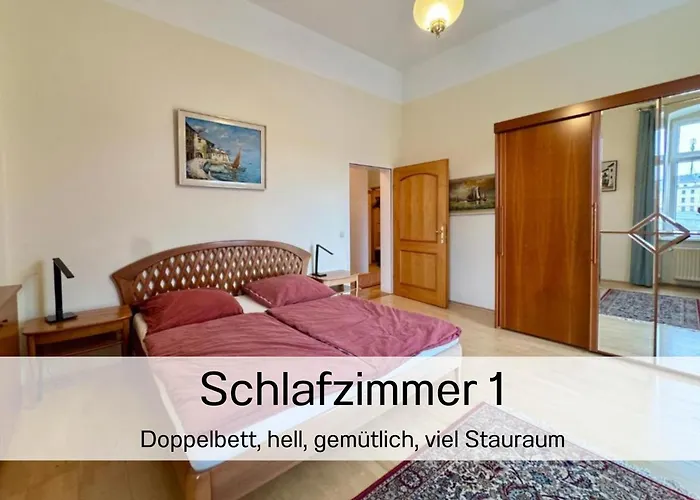 Salzkammergut Homes - View Apartment, Blick Auf Den Traunsee Und Auf Schloss Orth - Ideal Für Paare Und Genießer Gmunden