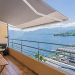 Appartamento View Apartment, Blick Auf Den Traunsee Und Auf Schloss Orth - Ideal Fuer Paare Und Geniesser *