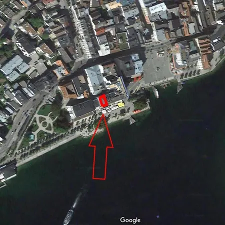 View Apartment, Blick Auf Den Traunsee Und Auf Schloss Orth - Ideal Fuer Paare Und Geniesser *