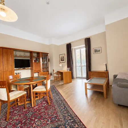 Lejlighed View Apartment, Blick Auf Den Traunsee Und Auf Schloss Orth - Ideal Fuer Paare Und Geniesser *
