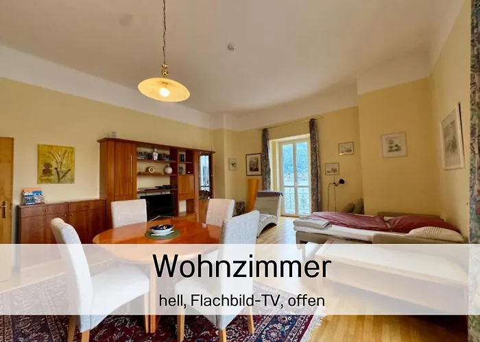 View Apartment, Blick Auf Den Traunsee Und Auf Schloss Orth - Ideal Fuer Paare Und Geniesser *